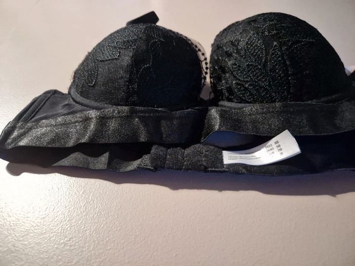 Ensemble Soutien gorge et slip 🖤 - photo numéro 13