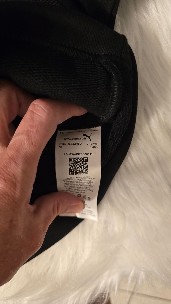 NEUF (non porté) 🏷😍🤩👌🩷🩷🩷superbe veste/ sweat PUMA 8 ans fille 💜💜💜💜 - photo numéro 8