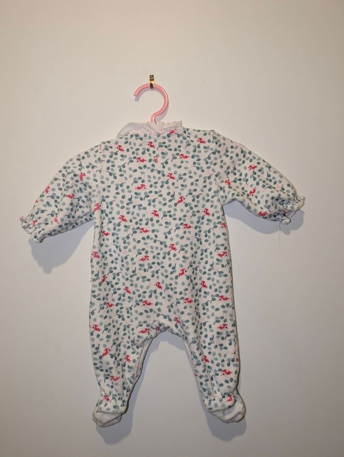 Pyjamas 1 mois - photo numéro 2