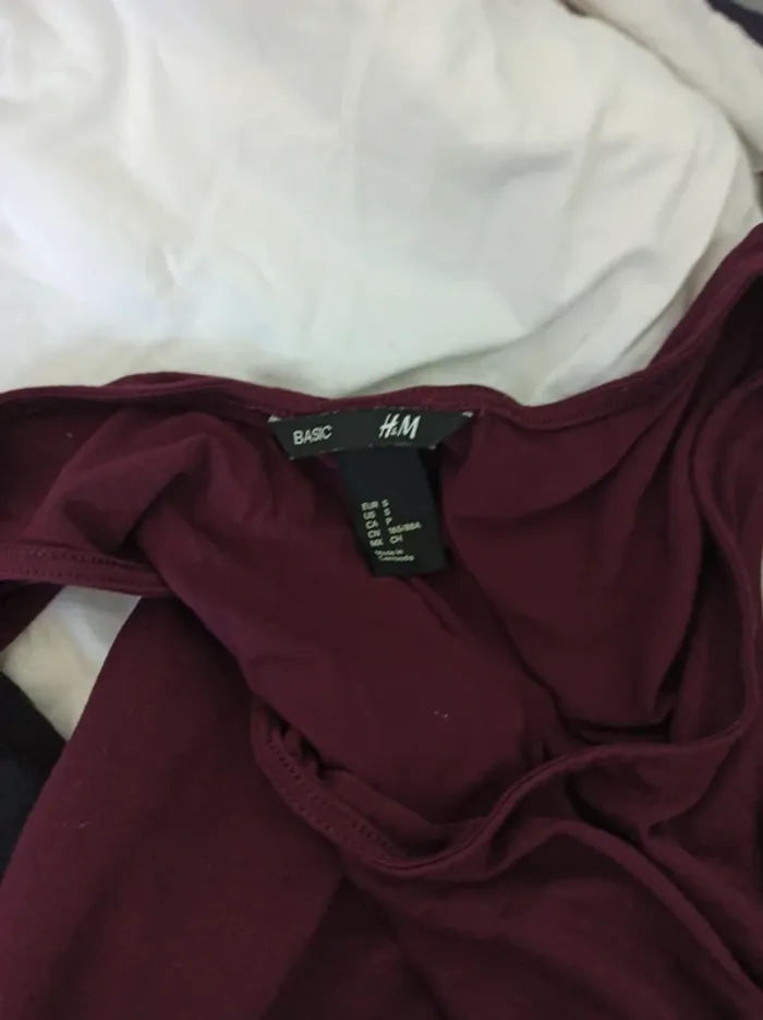 Lot de 9 vêtements femme taille S ( lot 5) - photo numéro 14