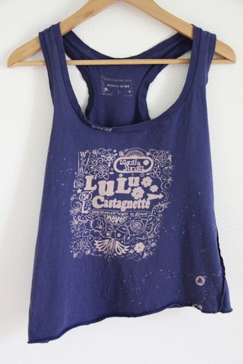 Lulu Castagnette débardeur bleu dos nageur aspect vintage