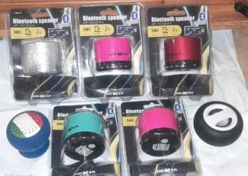 Lots de Enceinte Bluetooth neuf