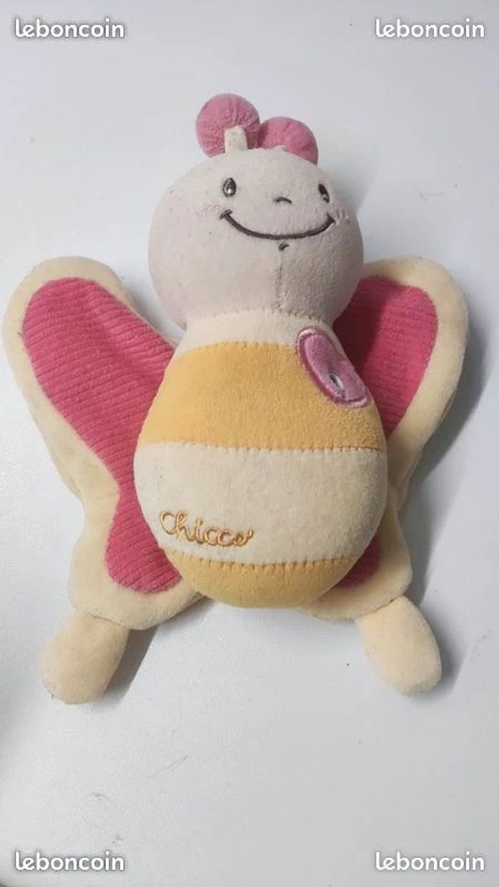 Peluche doudou papillon Chicco - photo numéro 2
