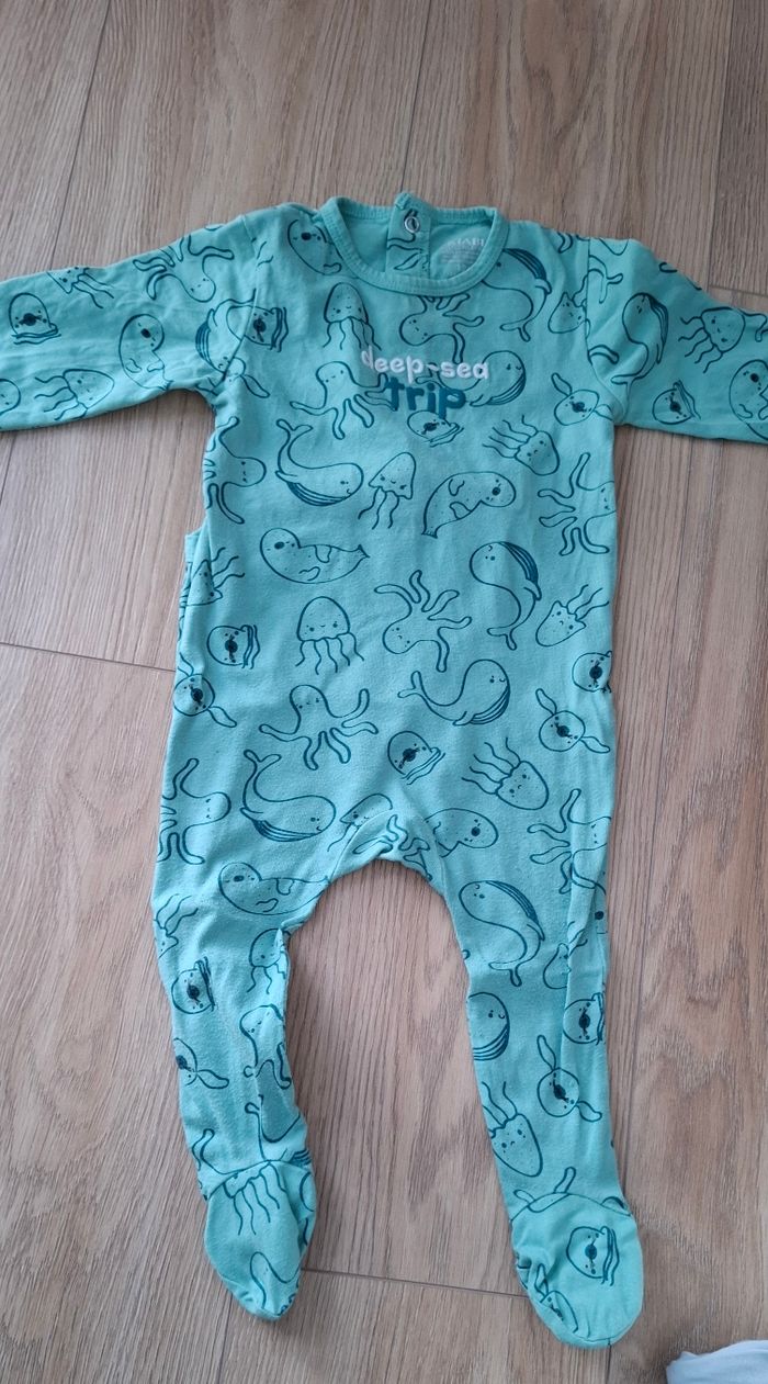 Lot de 3 pyjamas 12 mois - photo numéro 4