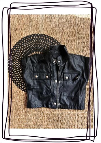 Veste noir cuir simili
