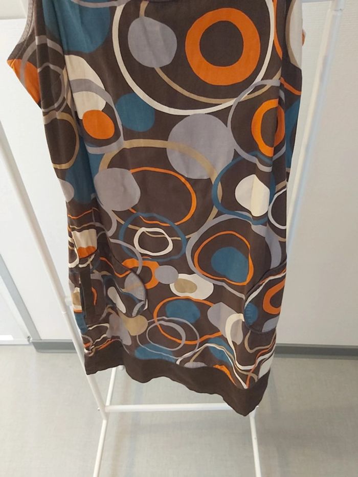 Robe sans manches - photo numéro 2