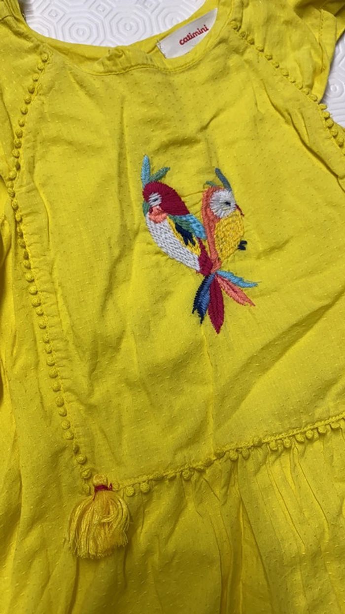 Robe jaune perroquets 🦜 - photo numéro 2