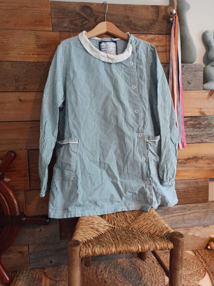 Blouse écolier Cyrillus 10 ans tbe - photo numéro 2