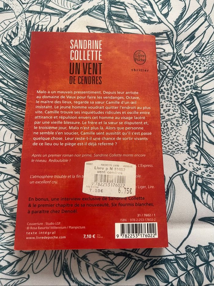 Un vent de cendre - Sandrine Collette - photo numéro 2
