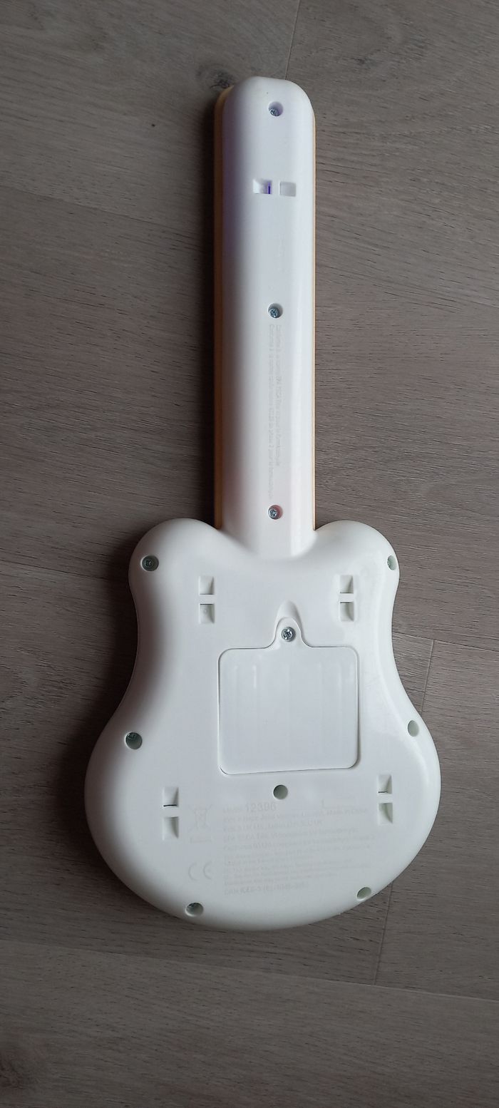 Guitare Baby Einstein - photo numéro 2