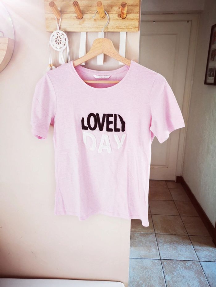 Tee shirt rose lovely day