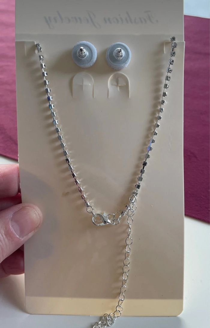 Ensemble trois pièces bijoux plaque argent strass collier bracelet bo neuf - photo numéro 3