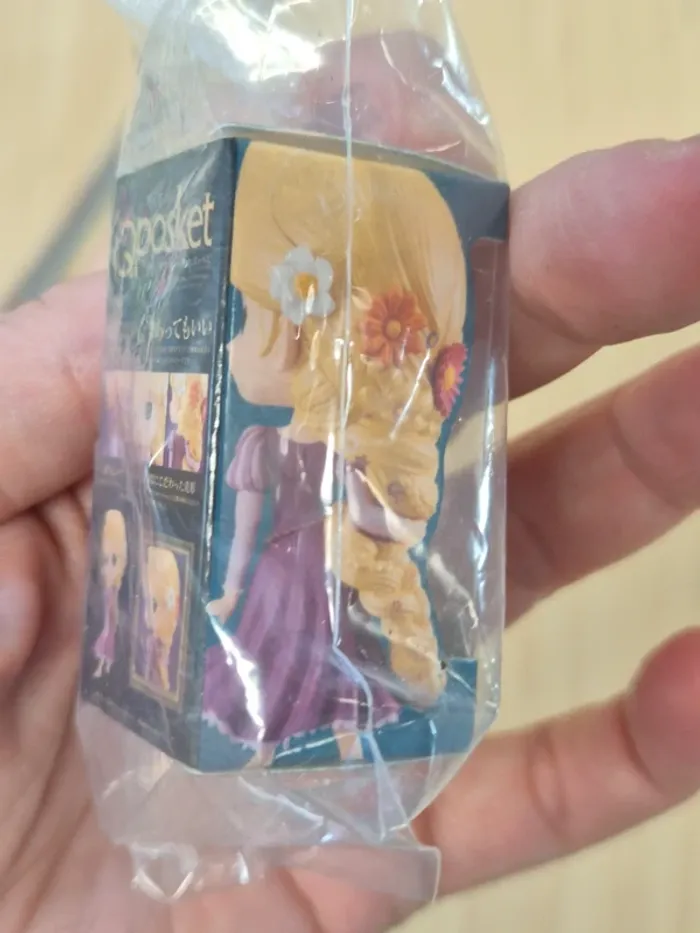 Gashapon Disney : figurine Qposket miniature Raiponce (Tangled) - photo numéro 5