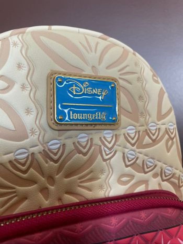 Sac à dos Vaiana Disney Loungefly neuf - photo numéro 3