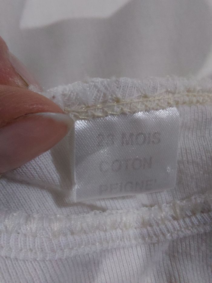 Body manche longue  blanc cassé taille 23 mois - photo numéro 3