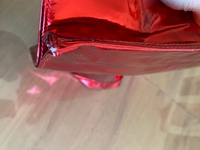 Sac cabas fourre tout rouge brillant et sa pochette Sephora - photo numéro 9