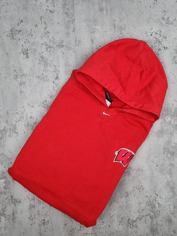 Pull à capuche Nike – Rouge – Taille L Femmes (mesures en photos)