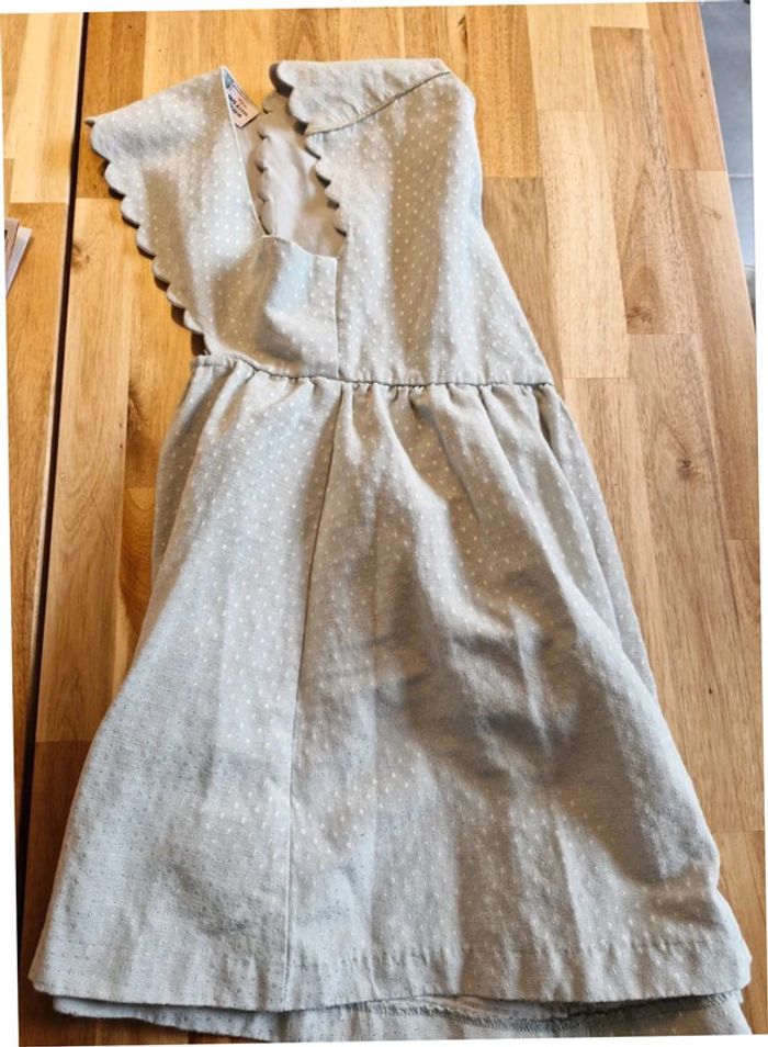 Magnifique lot de 3 robes 8ans - photo numéro 7