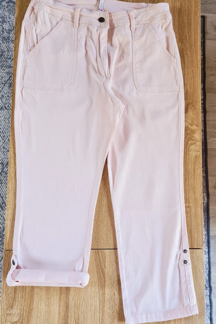 Pantalon/pantacourt 44