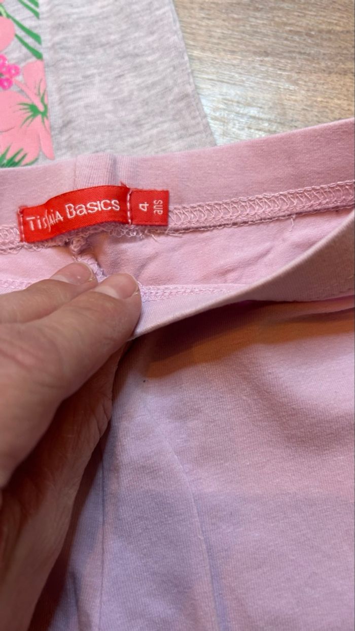 Ensemble tee-shirt + short – 4 ans 🌸 - photo numéro 3