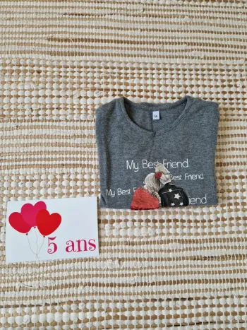 T shirt manche longue 5 ans