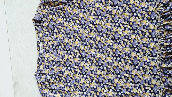 Vêtement femme top haut tee-shirt large manches courtes jaune et violet Gémo taille S - photo numéro 2