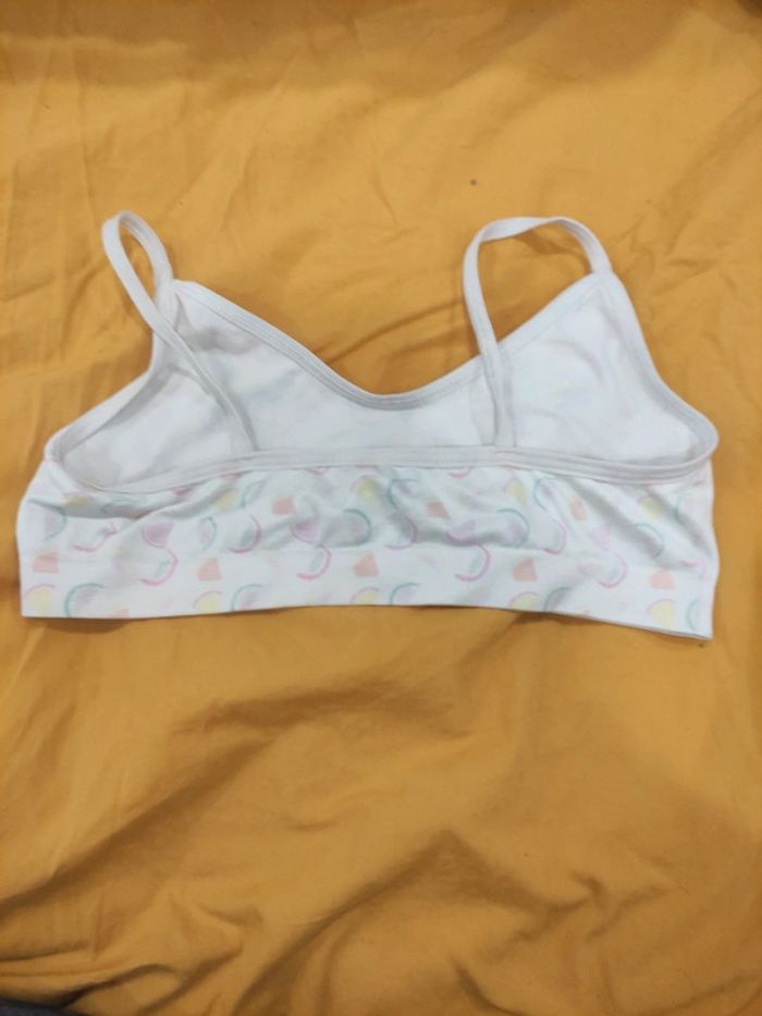 Brassière 14/16 ans - photo numéro 2