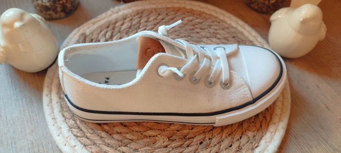 Chaussures blanche pataugas garçon pointure 33 - photo numéro 12
