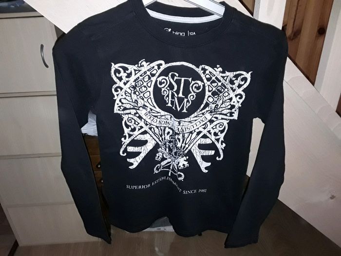 🔵 Tee Shirt noir et blanc motif tribal garçon en 12 ans 🔵 - photo numéro 4