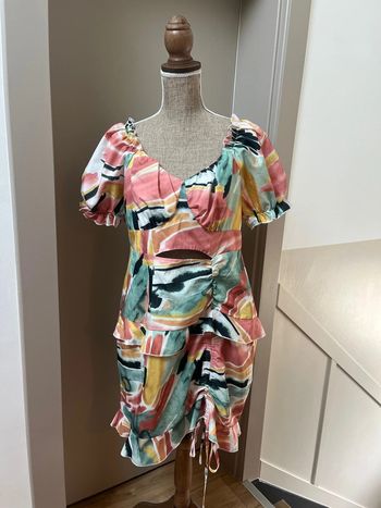 Robe manches bouffantes