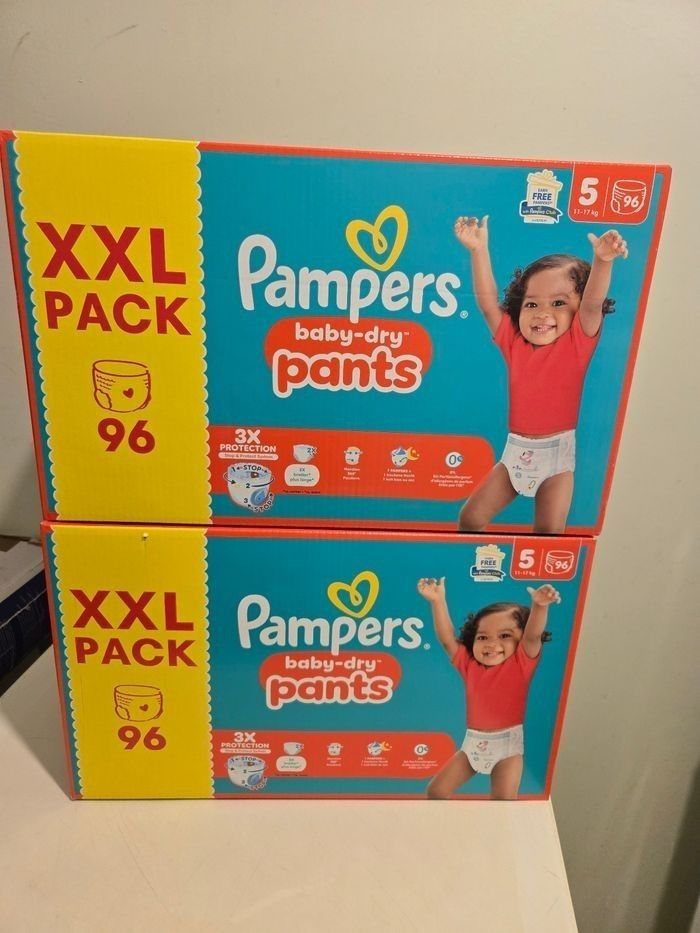 192  couches pampers baby dry taille 5 pants