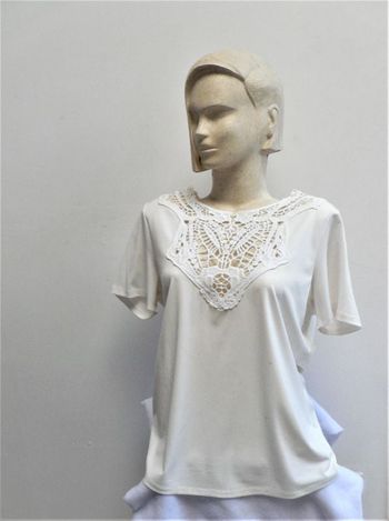 tee shirt dentelle