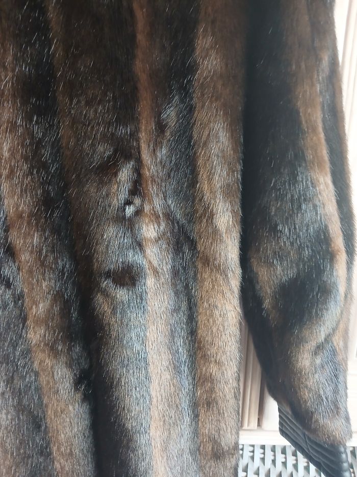 Veste en fausses fourrure taille XS marron et noir - photo numéro 9