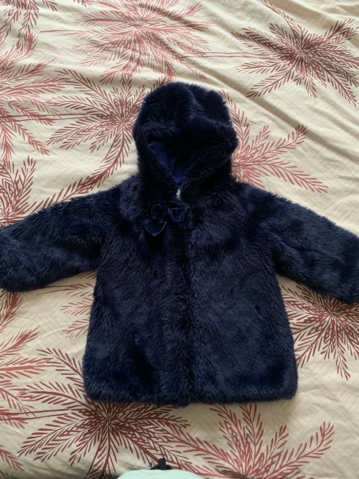 Veste manteau fourrure bleu marine  18/24mois
