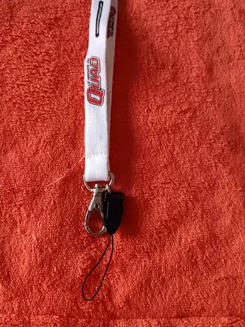 Tour de cou : Le monde du Quad