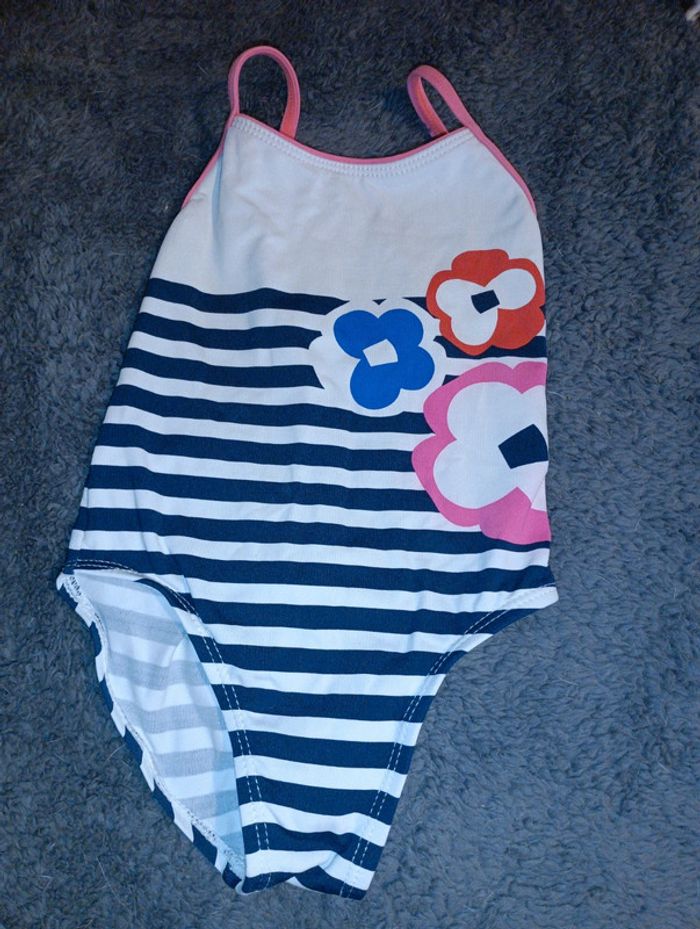 Maillot de bain une pièce - photo numéro 2