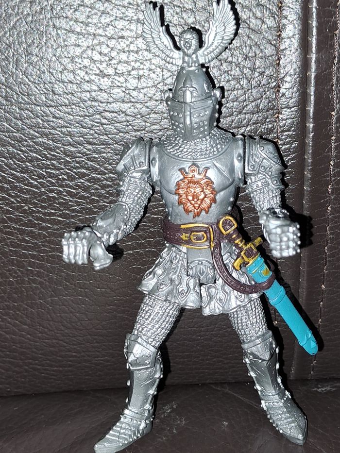 Chevalier cheval et bonhomme - photo numéro 3