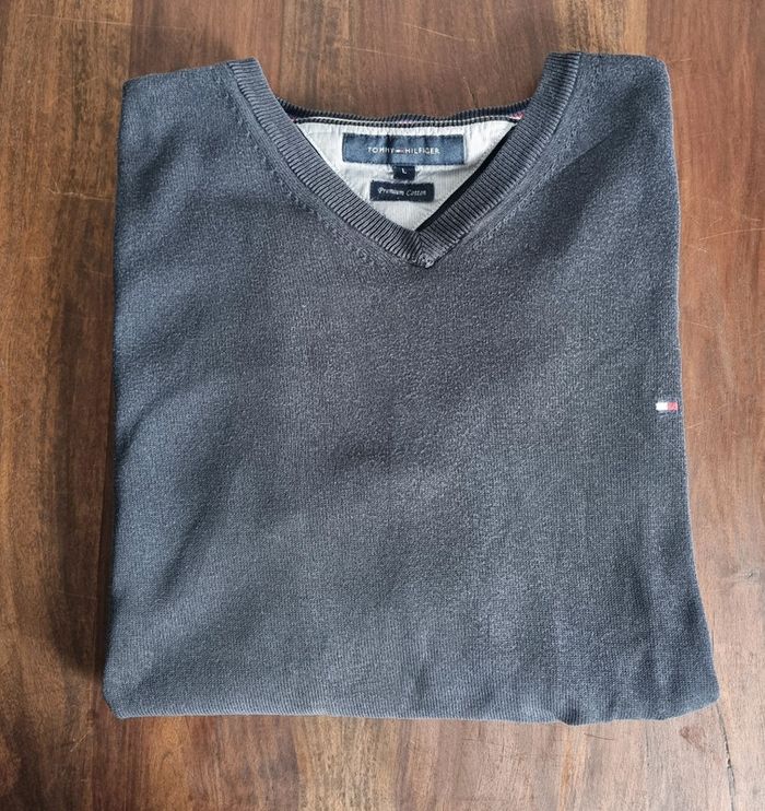 Pull col V Tommy Hilfiger Homme Taille L - photo numéro 2