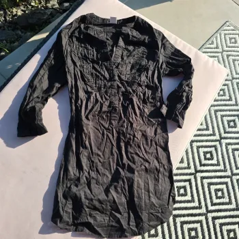 Chemisier long tunique noire taille 36 camaieu