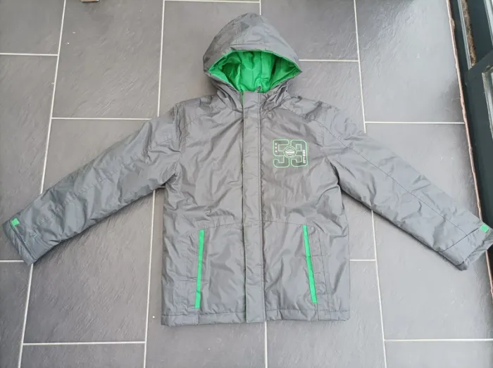 Jolie veste pour la pluie garçon 12 ans (152 cm) neuve