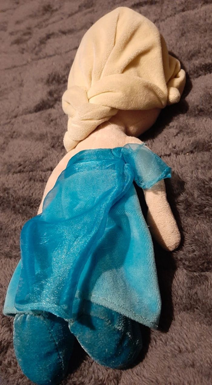 Poupée la reine des neiges - photo numéro 5