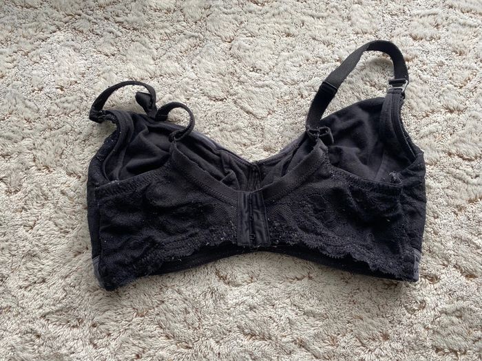 Joli soutien gorge d’allaitement 90F - photo numéro 2