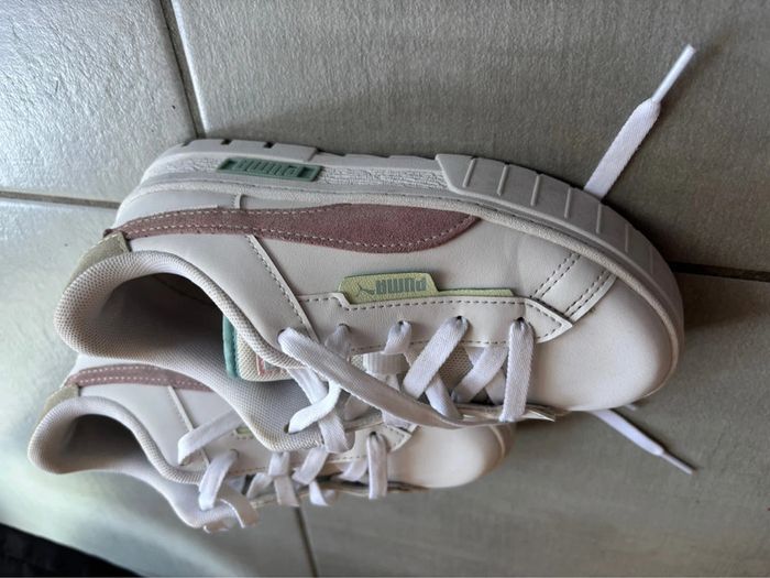 Baskets fille Puma – Taille 32 – Comme neuves - photo numéro 2