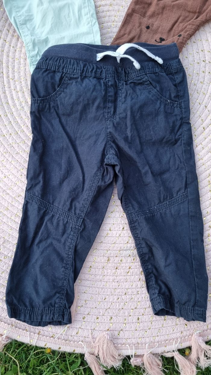 Lot 3 pantalons légers 18 mois - photo numéro 2