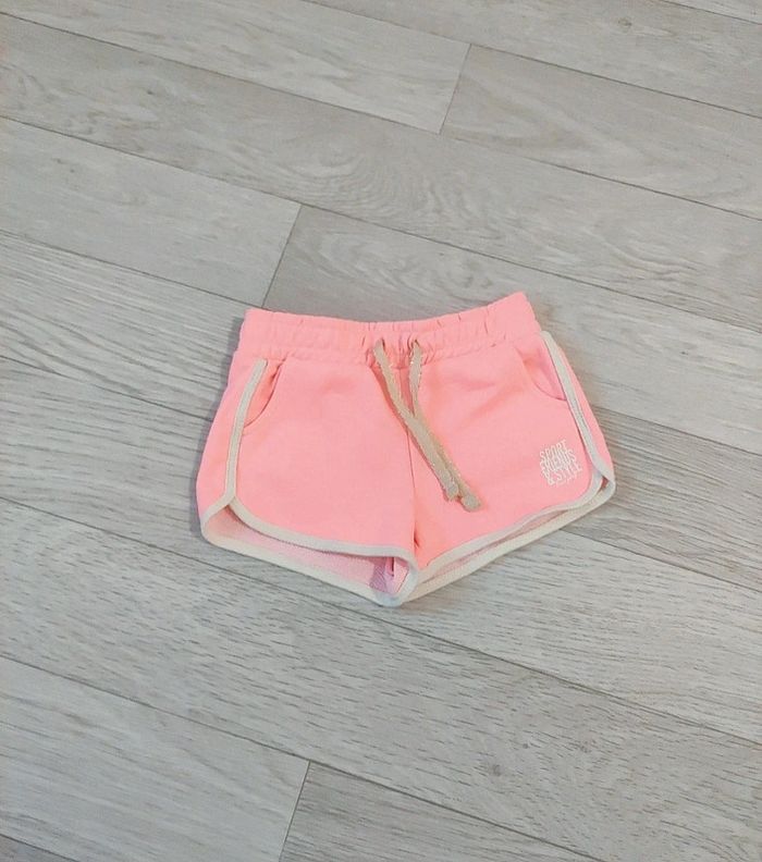 🌸 Joli short fille neuf 🌸 - photo numéro 2