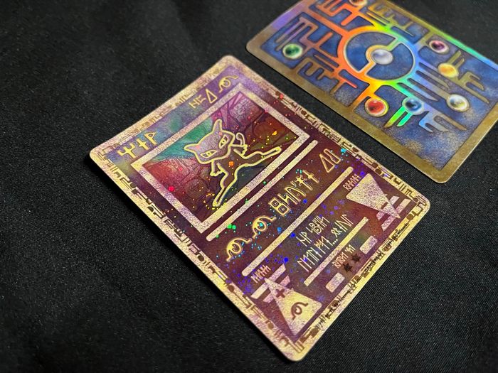 Carte Pokémon Mew antique - photo numéro 3