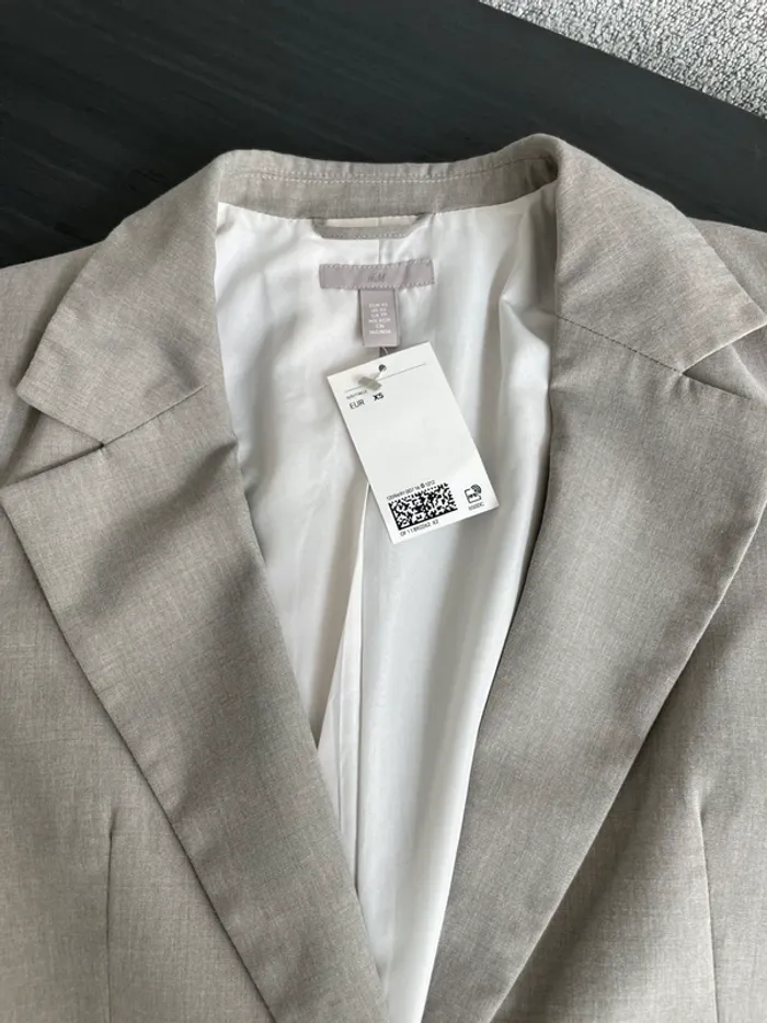 Ensemble tailleur - photo numéro 5