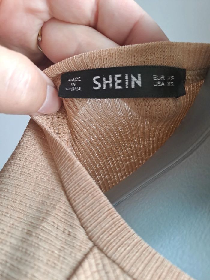 Tee-shirt shein - photo numéro 3