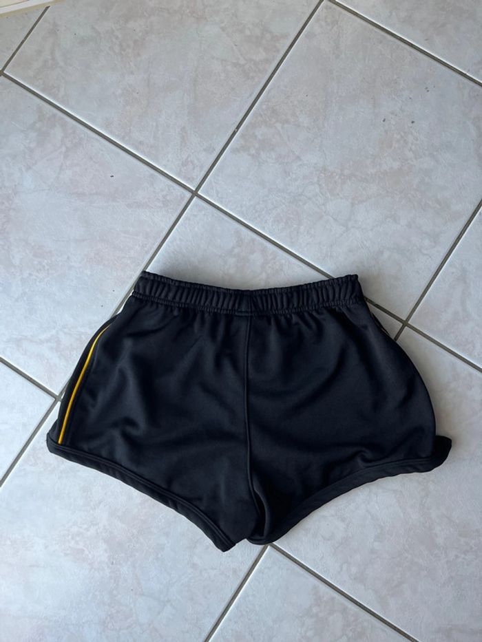 Short de sport femme TYR / S/ Noir /Excellent état. - photo numéro 3