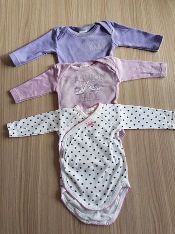 lot de 3 bodies absorba 3 mois